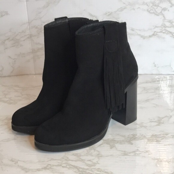 Black suede chunky ankle boots with fringe tassels made in Spain size 10 - Picture 11 of 11
